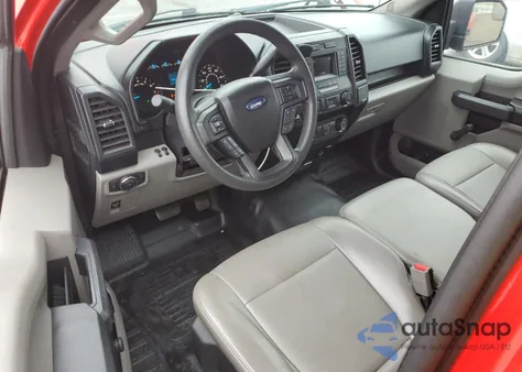 2016 Ford F150 z USA, uszkodzony, nr VIN 1FTMF1C84GKF33443